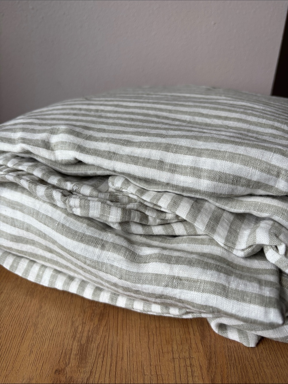 Quince Linen Willowleaf Stripe Queen Sheet Set - Picture 6 of 9